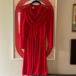 VTG Women’s Drape collar dress
